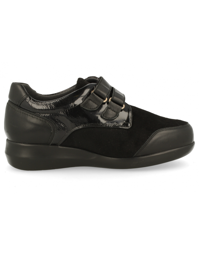 THERAPEUTIC WOMEN SHOES OF LEATHER AND LYCRA,...